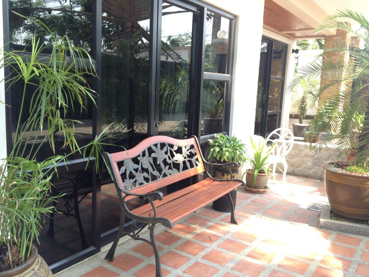 Ruankeaw Homestay Nai Harn Exteriör bild